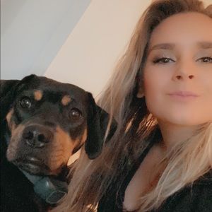 Meet your Posher, Ansley